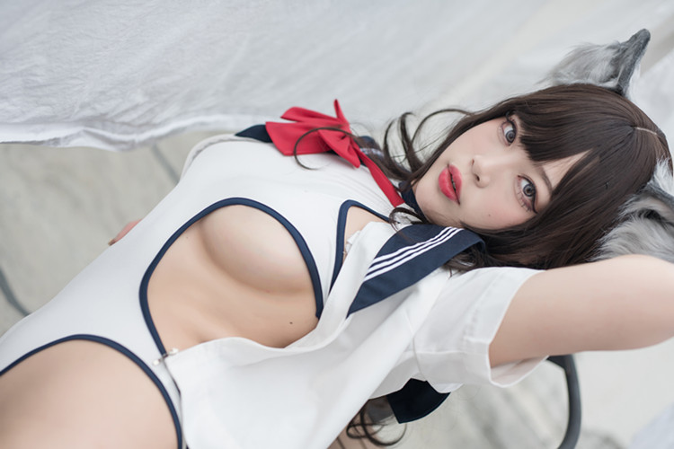 白烨-魅惑狼姐姐-室外 [63P+11V/1.9GB]